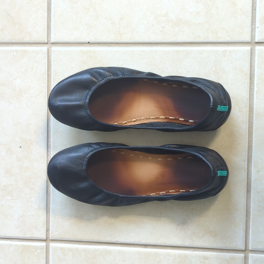 Black Tieks with original box & carry bag